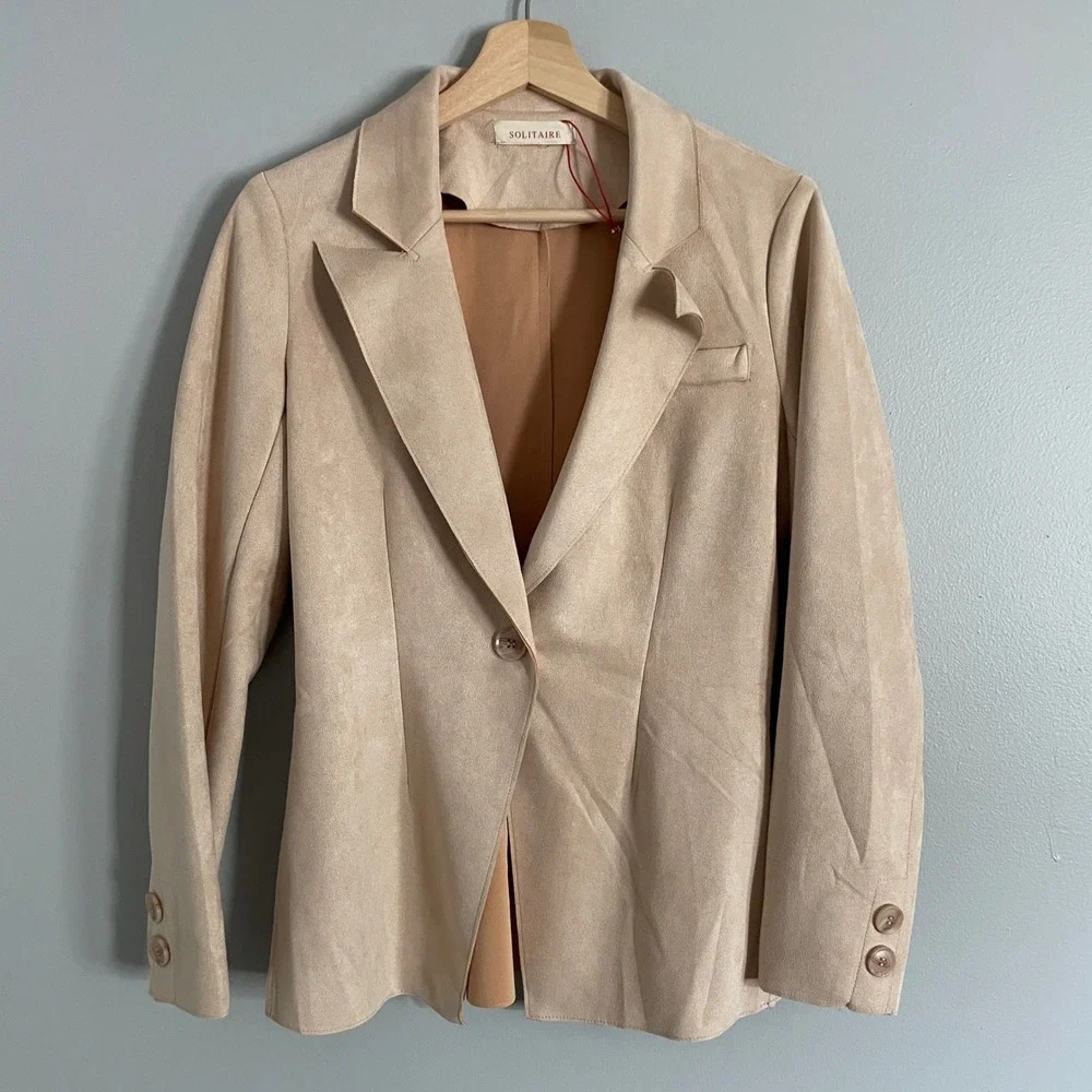 Solitaire Faux Suede Blazer Medium Beige Single Button Professional Chic Neutral - Picture 1 of 11